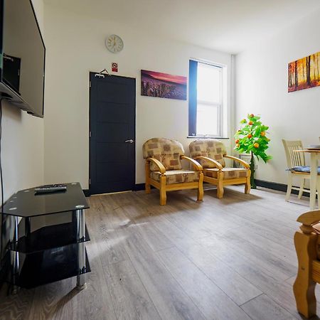 Chatham Lodge Family Room 2 Ensuite Stoke-on-Trent Εξωτερικό φωτογραφία
