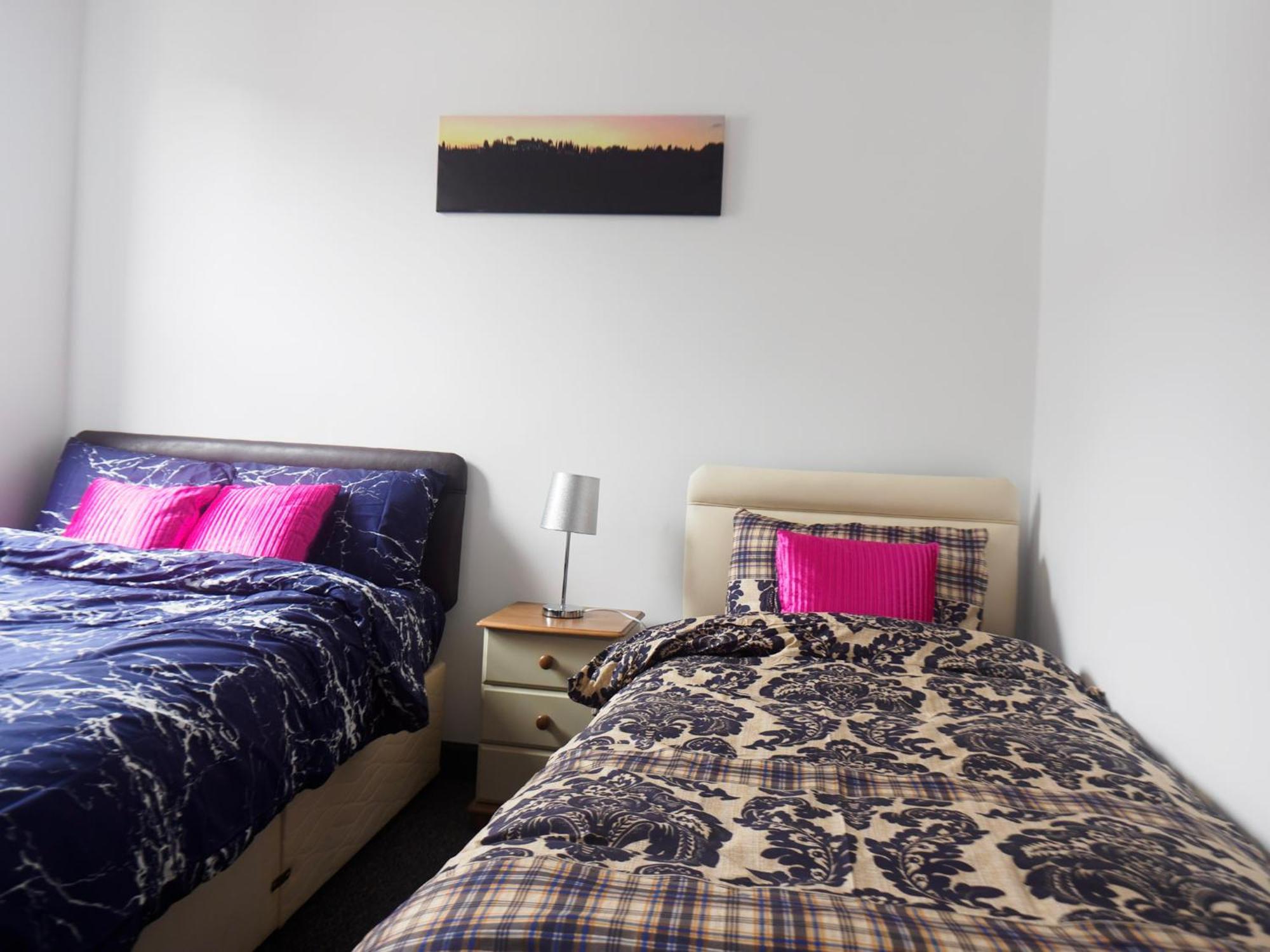 Chatham Lodge Family Room 2 Ensuite Stoke-on-Trent Εξωτερικό φωτογραφία